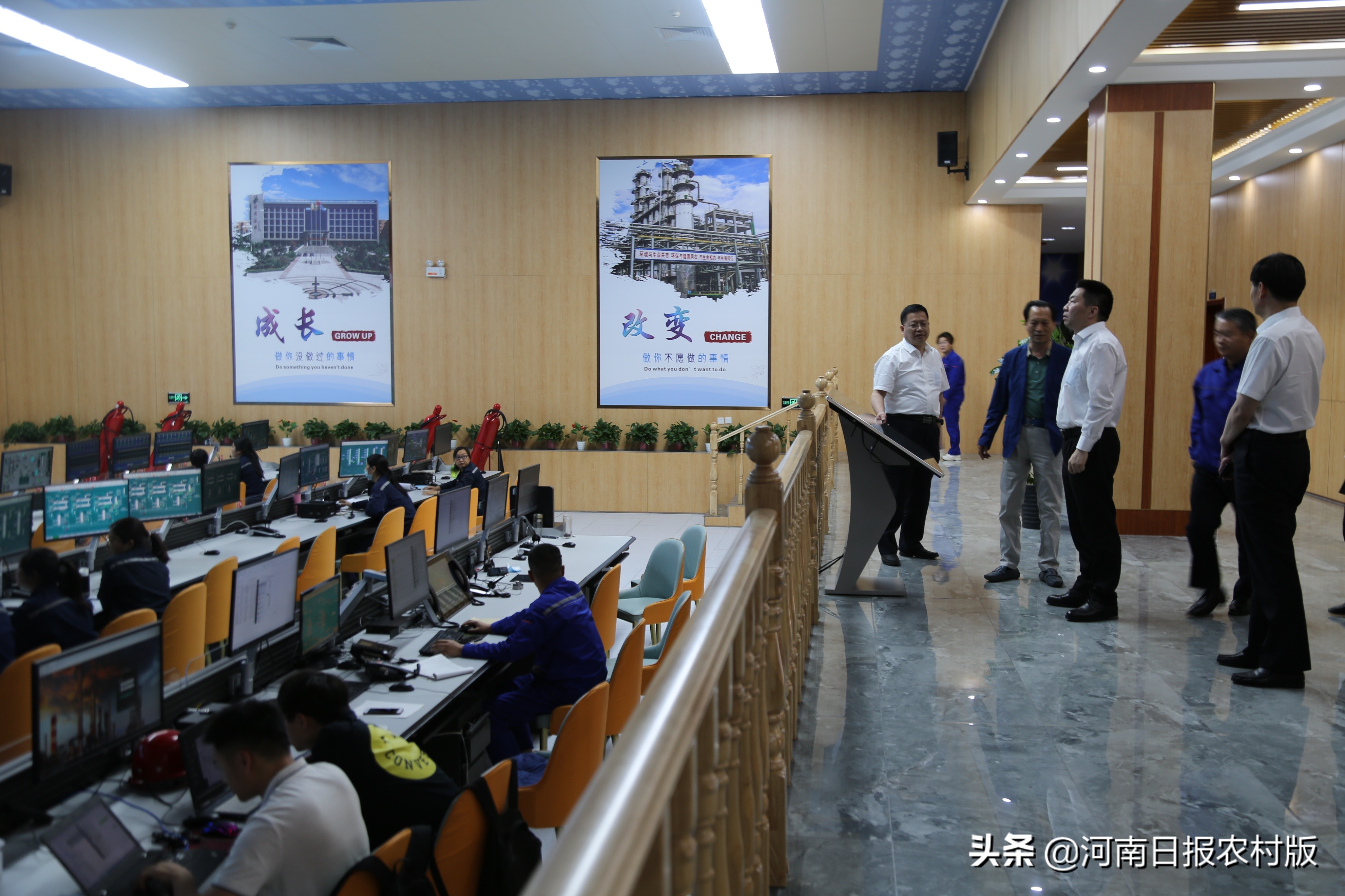 安阳商都农商银行行长进万企活动_安阳商都银行个贷产品_安阳商都农商银行贷款发放与让利