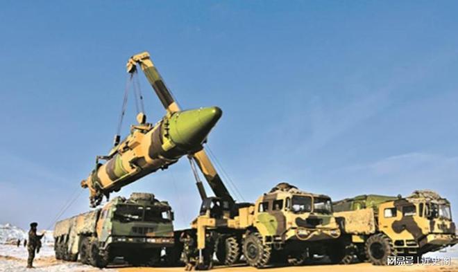 舰载防空导弹系统_东风-26导弹_东风-21D导弹