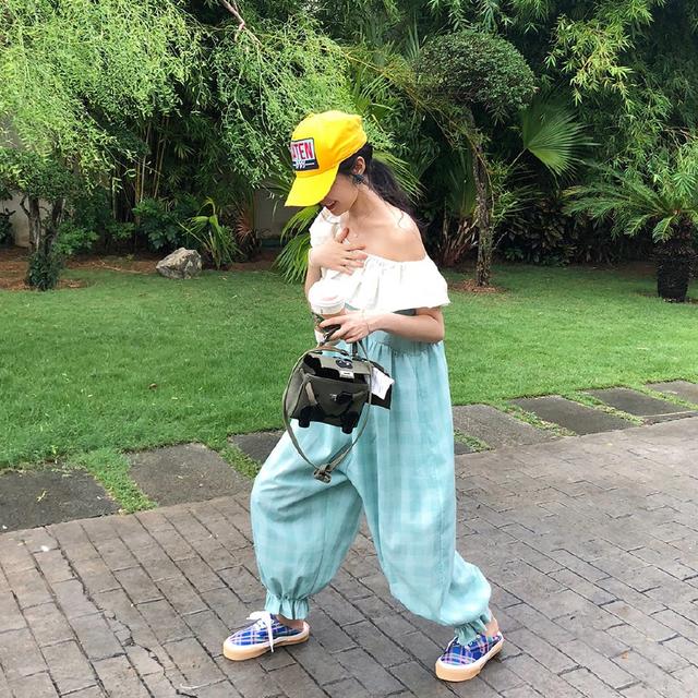美人肩主图公式_美人肩线条流畅_锁骨明显肩部美