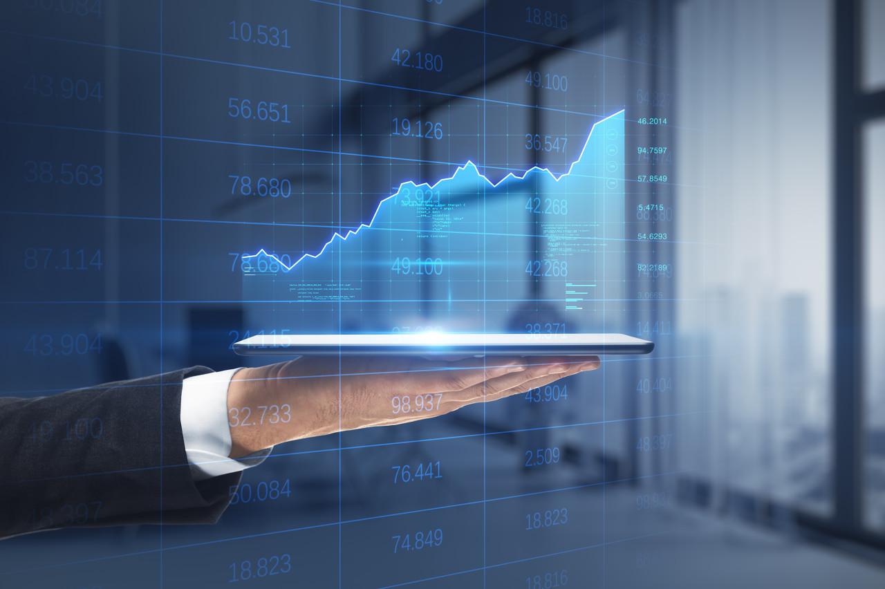 公募基金现老鼠仓，80后前基金经理王某恒被罚100万