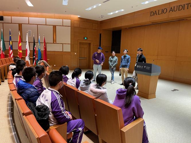 清华苏世民书院：全球精英抢着进，中美高层都关注